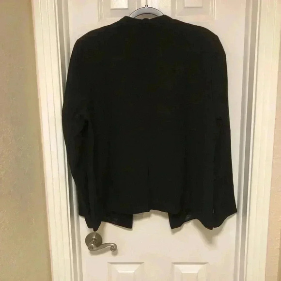 Short blazer w. decorative buttons black - Picture 9 of 11